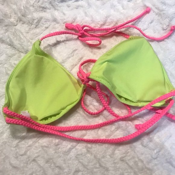 Victoria’s Secret bikini top - Picture 4 of 5